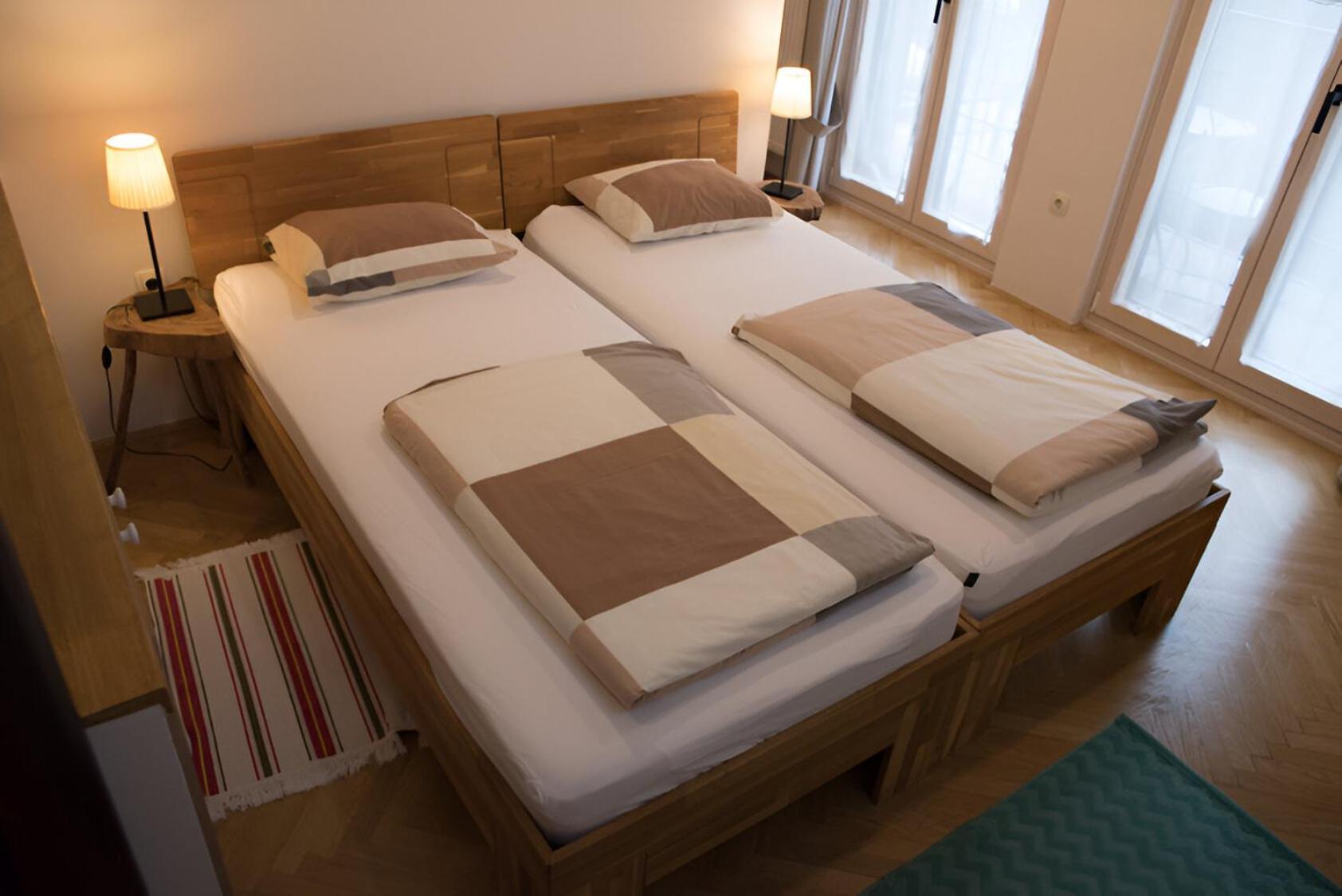 Bed & Breakfast Dvorec Petrovče Buitenkant foto