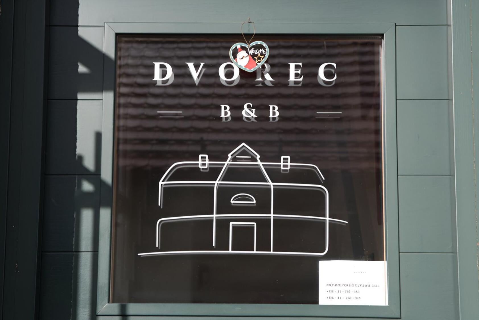 Bed & Breakfast Dvorec Petrovče Buitenkant foto